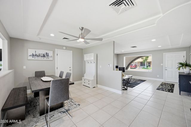 845 E GRANDVIEW Street, Mesa, AZ 85203
