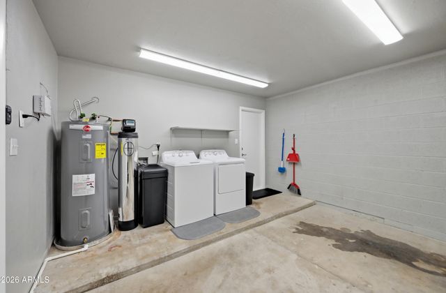 845 E GRANDVIEW Street, Mesa, AZ 85203