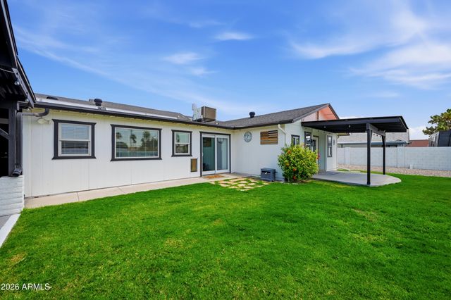 845 E GRANDVIEW Street, Mesa, AZ 85203