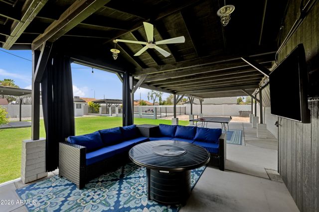 845 E GRANDVIEW Street, Mesa, AZ 85203