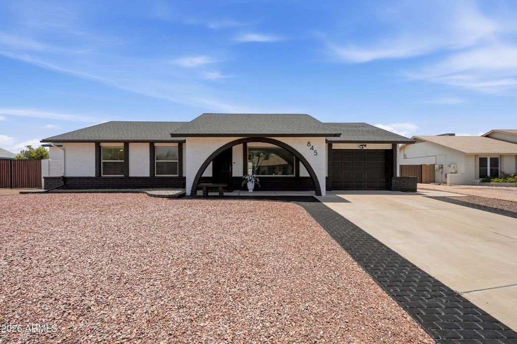 845 E GRANDVIEW Street, Mesa, AZ 85203