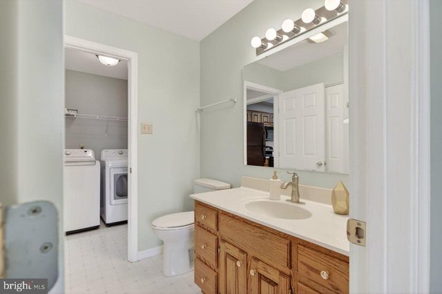 1018 COFFMAN RD, Edinburg, VA 22824