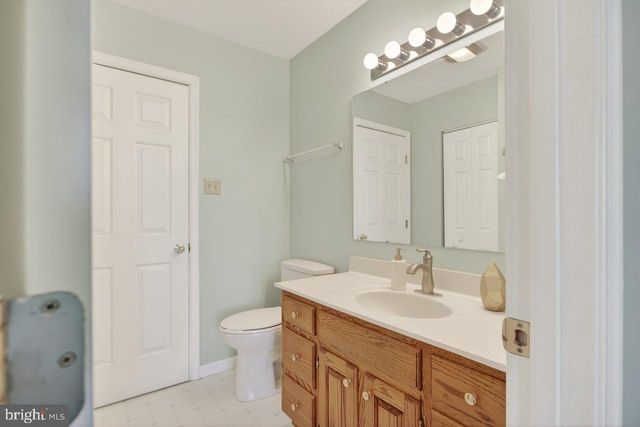 1018 COFFMAN RD, Edinburg, VA 22824