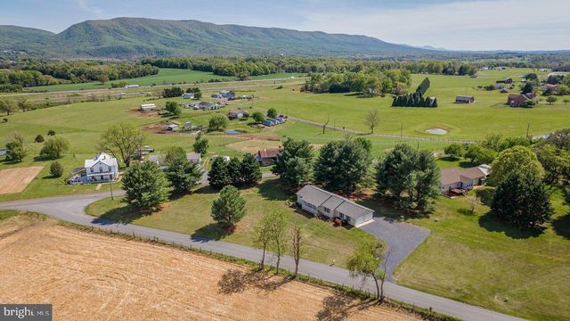 1018 COFFMAN RD, Edinburg, VA 22824