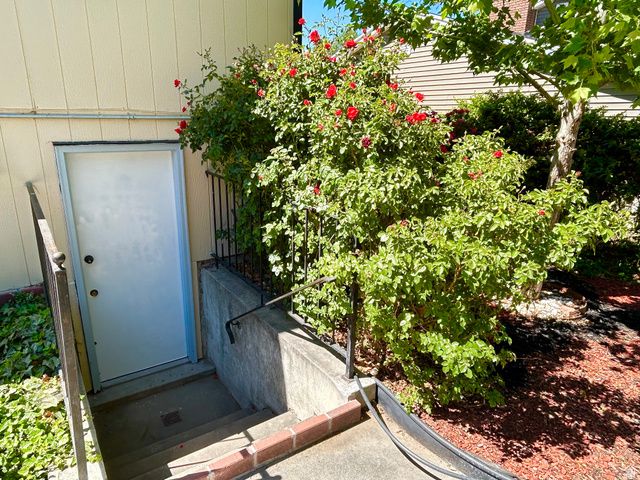 373 E 10450 S, Sandy, UT 84070