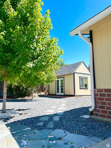 373 E 10450 S, Sandy, UT 84070