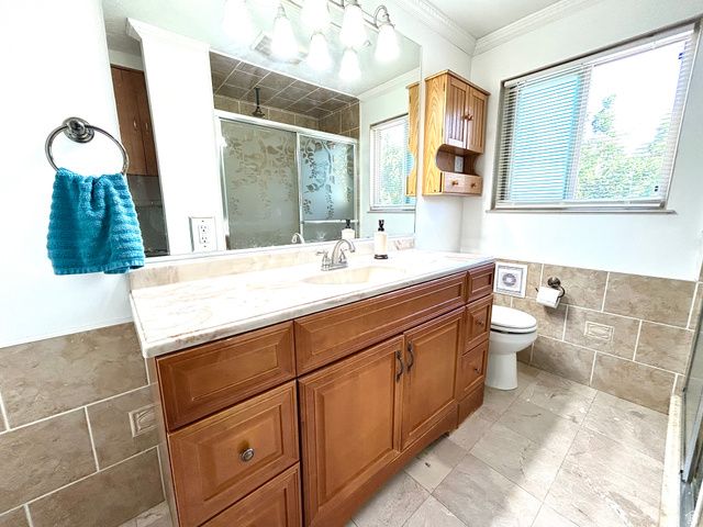 373 E 10450 S, Sandy, UT 84070