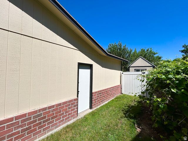 373 E 10450 S, Sandy, UT 84070