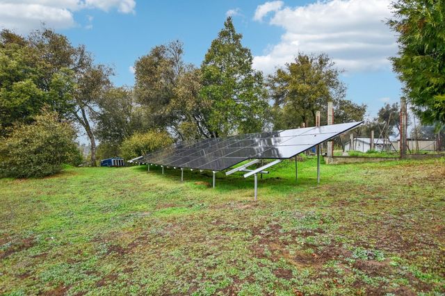 7650 Buzzards Gulch Rd, Somerset, CA 95684