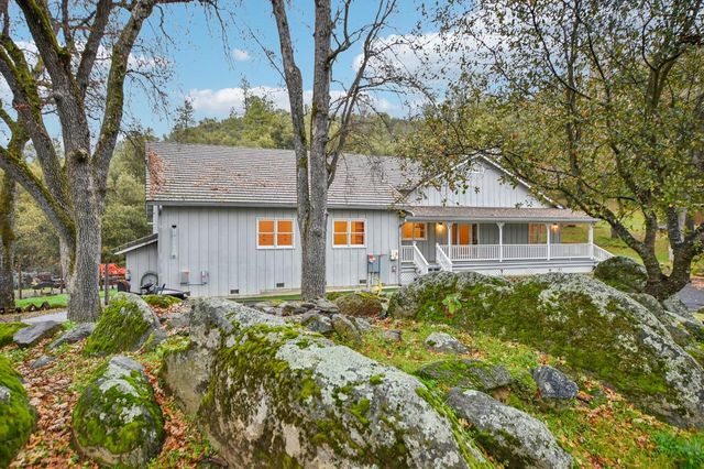 7650 Buzzards Gulch Rd, Somerset, CA 95684