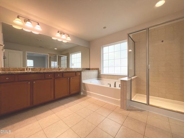 905 Green Alder Court, Cary, NC 27519