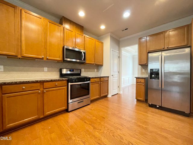 905 Green Alder Court, Cary, NC 27519