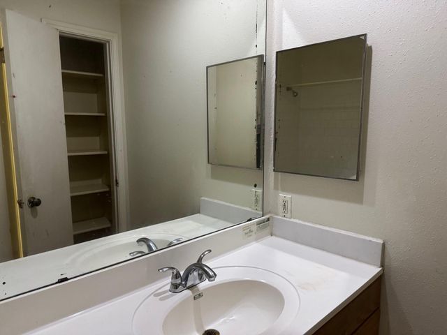 8339 E Ridge Drive, Houston, TX 77040