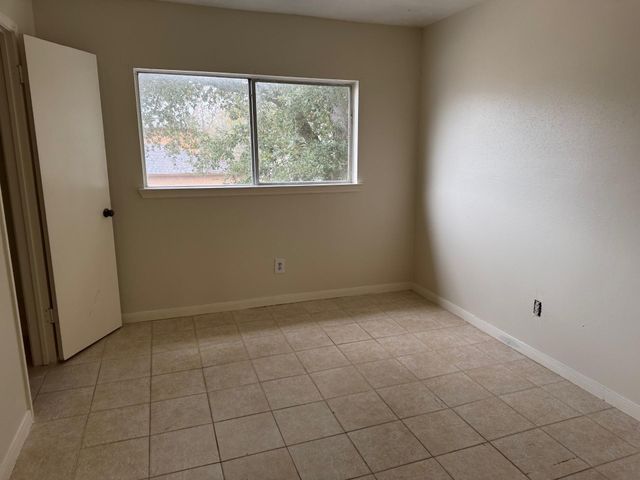 8339 E Ridge Drive, Houston, TX 77040