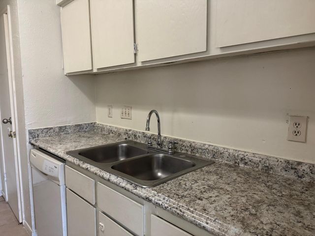 8339 E Ridge Drive, Houston, TX 77040