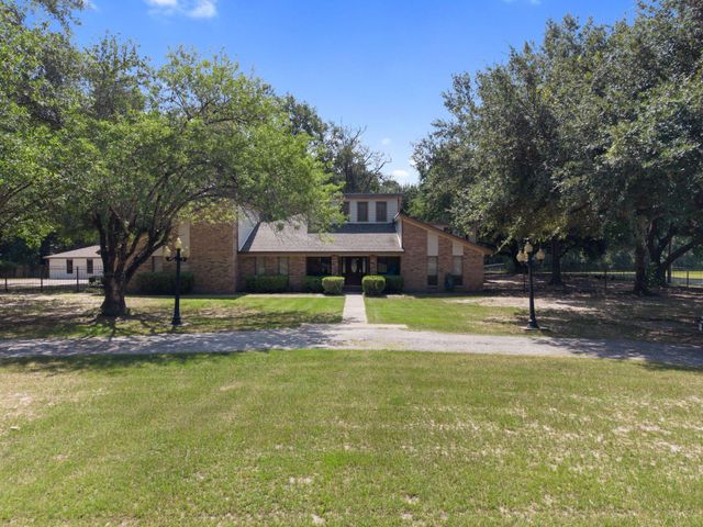 12917 Fm 355, Trinity, TX 75862