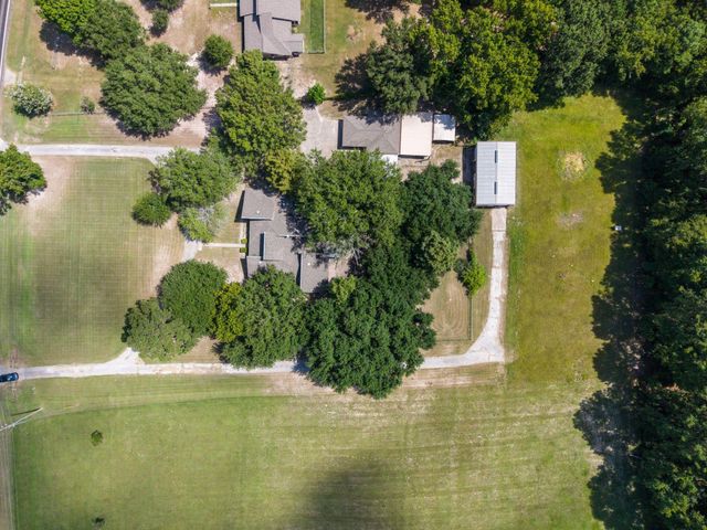 12917 Fm 355, Trinity, TX 75862