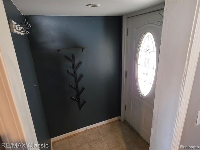 3259 N State Road, Davison, MI 48423