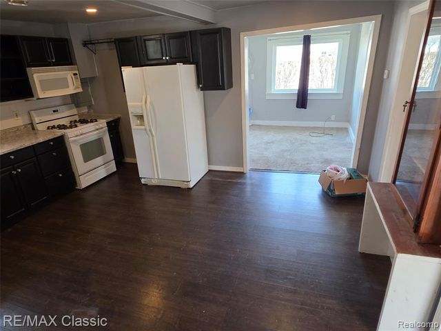 3259 N State Road, Davison, MI 48423