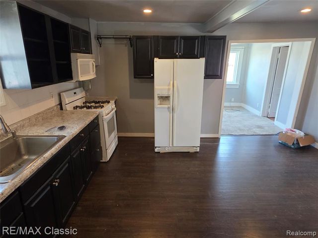 3259 N State Road, Davison, MI 48423
