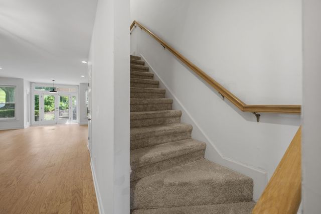 332 Ardsley Pl, Nashville, TN 37215