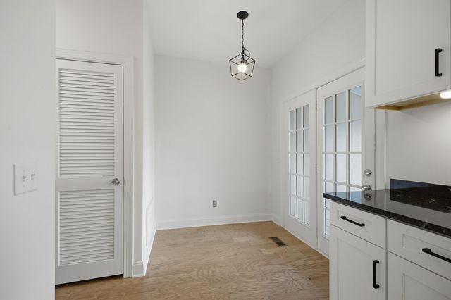332 Ardsley Pl, Nashville, TN 37215
