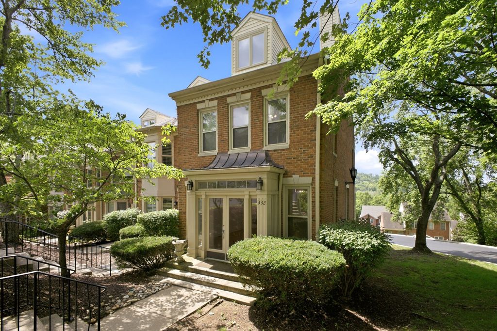 332 Ardsley Pl, Nashville, TN 37215