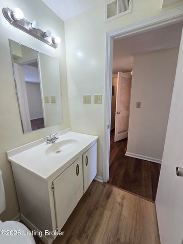 3212 Springfield Dr 3, Louisville, KY 40214
