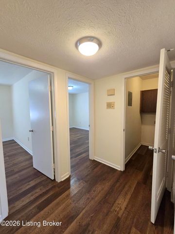 3212 Springfield Dr 3, Louisville, KY 40214