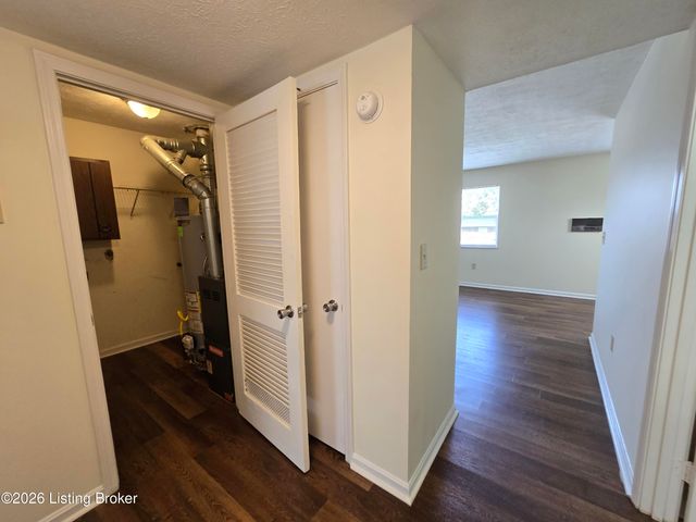 3212 Springfield Dr 3, Louisville, KY 40214