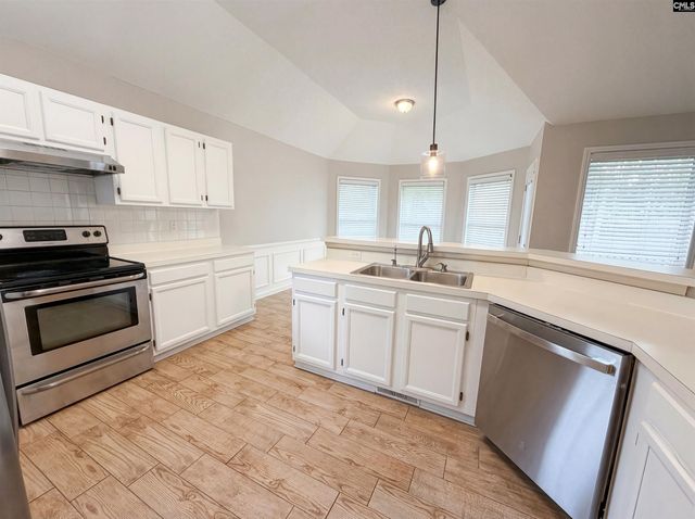 206 Gleneagle Circle, Irmo, SC 29063