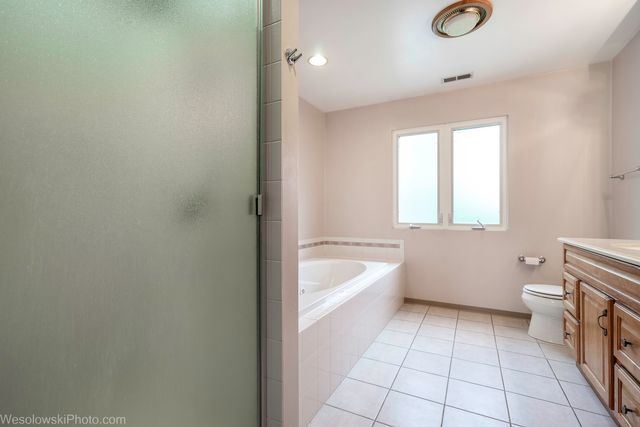 511 W Palatine Road, Palatine, IL 60067
