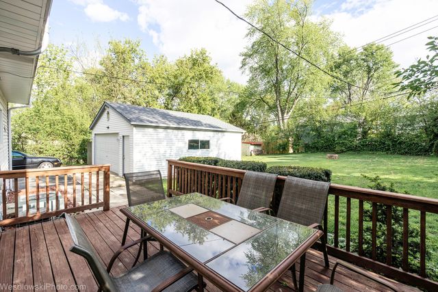 511 W Palatine Road, Palatine, IL 60067