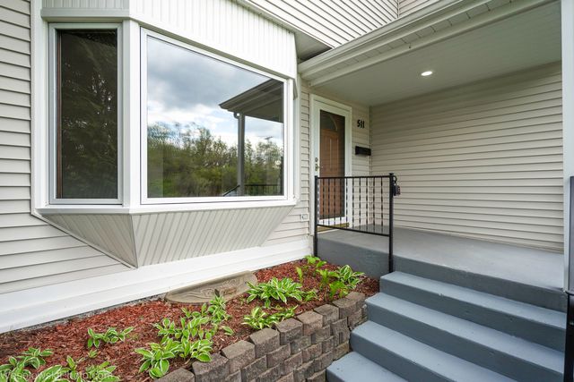 511 W Palatine Road, Palatine, IL 60067