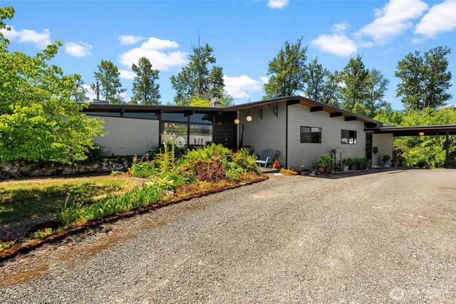 502 Beckett Lane SW, Orting, WA 98360