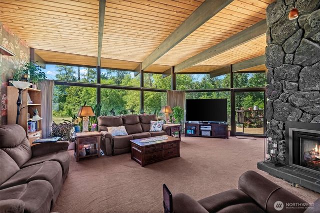 502 Beckett Lane SW, Orting, WA 98360
