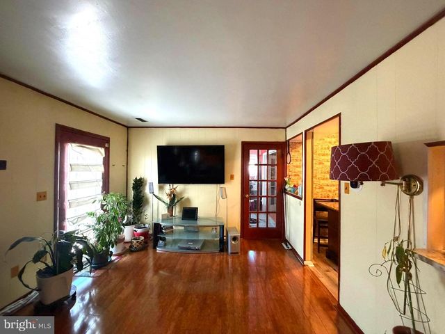 114 BURNAM WOOD CT, Mount Laurel, NJ 08054