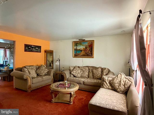 114 BURNAM WOOD CT, Mount Laurel, NJ 08054