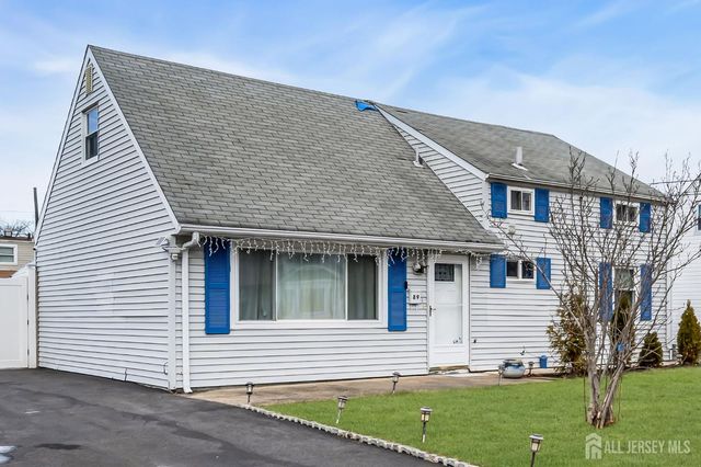 89 W Warren Street, Iselin, NJ 08830