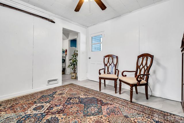 89 W Warren Street, Iselin, NJ 08830