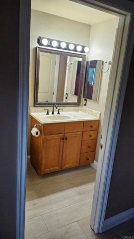 190 Avenida Descanso A, Oceanside, CA 92057