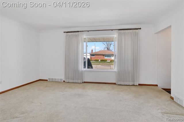 11480 Hanford Drive, Warren, MI 48093