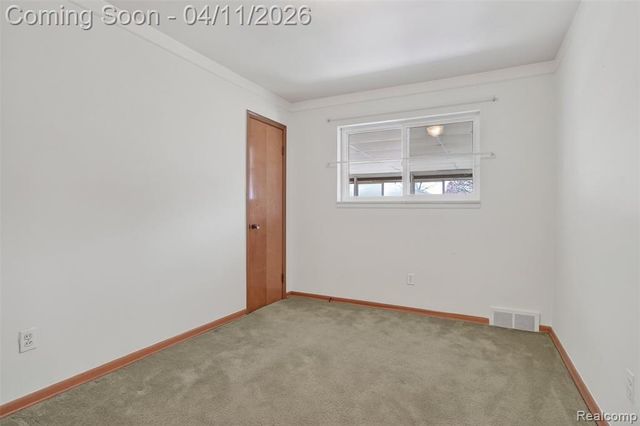 11480 Hanford Drive, Warren, MI 48093