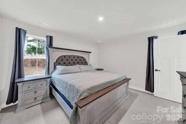 515 Grandiflora Avenue, Lancaster, SC 29720