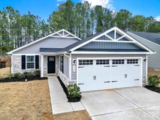 515 Grandiflora Avenue, Lancaster, SC 29720