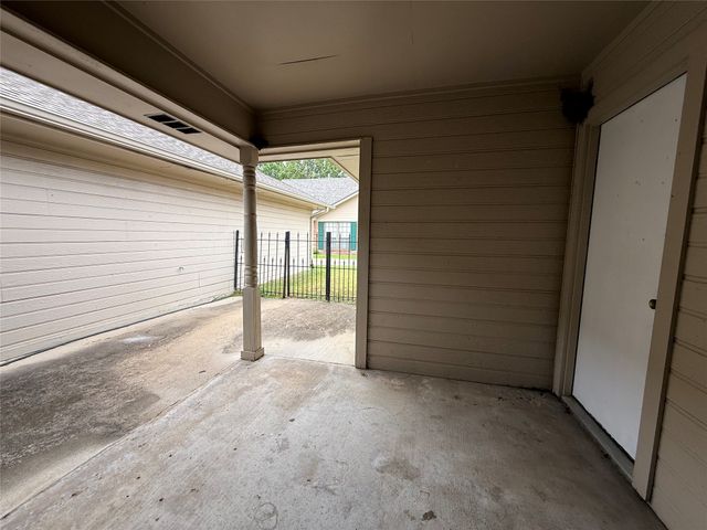 503 Lexington Drive, Corsicana, TX 75110
