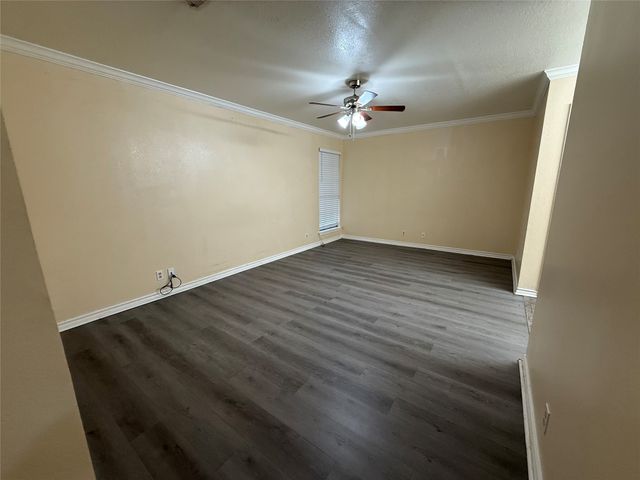 503 Lexington Drive, Corsicana, TX 75110