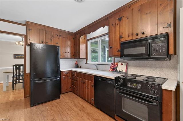 507 Windemere RD, Newport News, VA 23602
