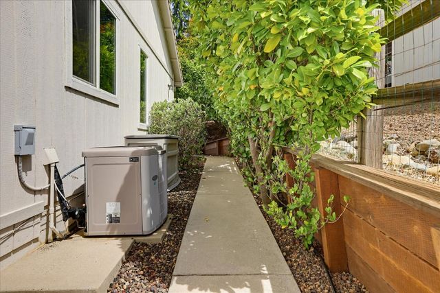 114 Defiant Way, Grass Valley, CA 95945