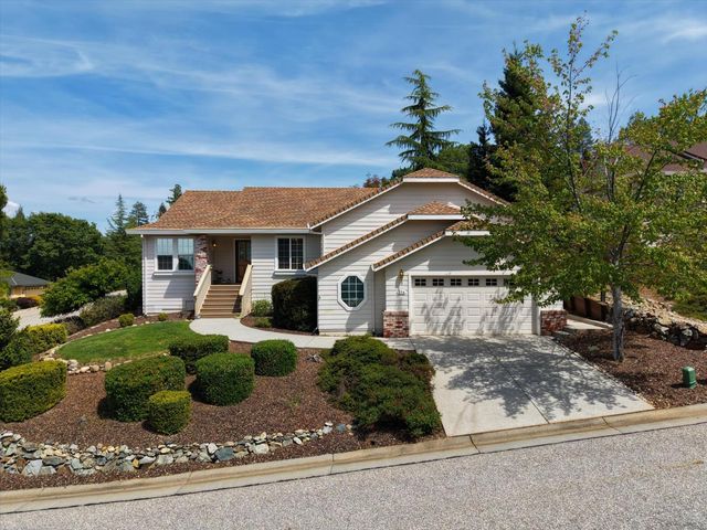 114 Defiant Way, Grass Valley, CA 95945